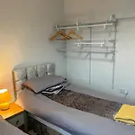 Unique, Large 2 Bedroom Flat Карлайл