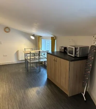 아파트 Unique, Large 2 Bedroom Flat 칼라일