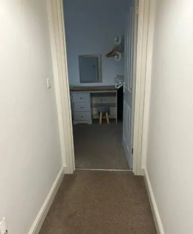 Unique, Large 2 Bedroom Flat * カーライル