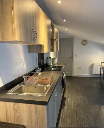 Unique, Large 2 Bedroom Flat アパート